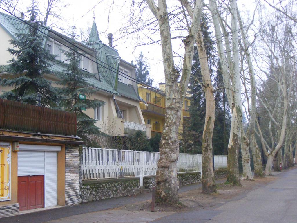 Prima Piheno Ξενοδοχείο Μίσκολτς Εξωτερικό φωτογραφία